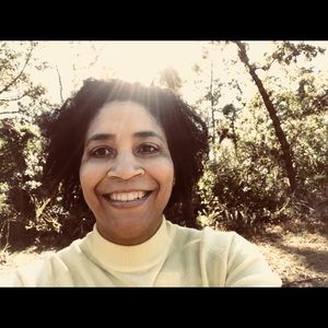 Meet your Posher, Letitia